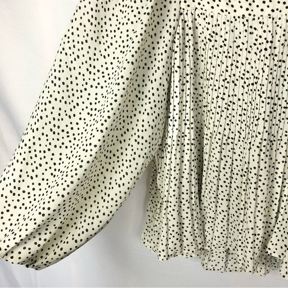 Zara Cream Spotted Polka Dot Balloon Billowy Sleeve Pleated Square Neck Blouse M - Picture 4 of 4
